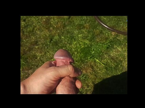 ❤️ Hottie se deja follar el coño rosa y se corre con un chorro en un jardín de verano ❤ Video de sexo en es.aircoolershop.top ❌️