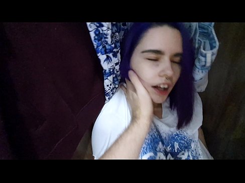 ❤️ Encontré a mi hermana en el armario y la ayudé a correrse ❤ Video de sexo en es.aircoolershop.top ❌️